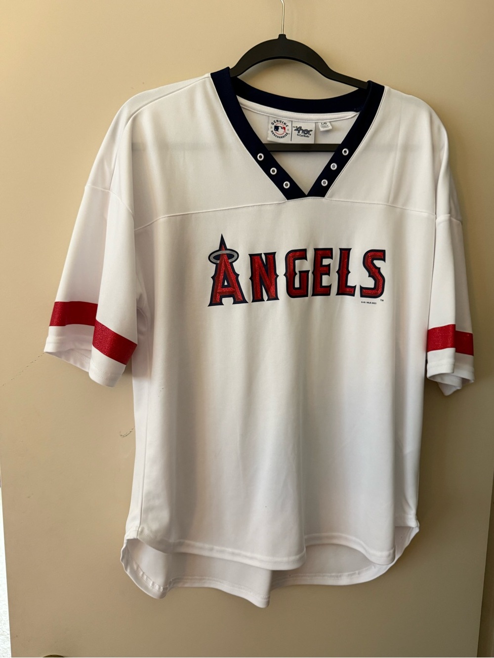 LA Angels V-Neck Shirt